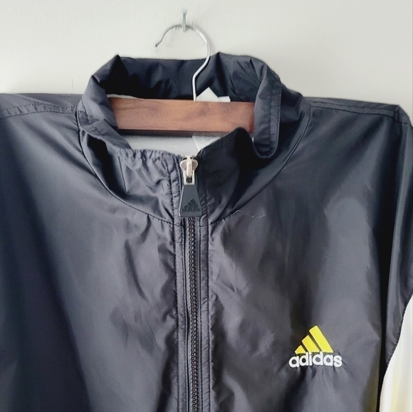 Vintage Men's Adidas zip up rain/ wind braker jacket size L - Picture 3 of 7